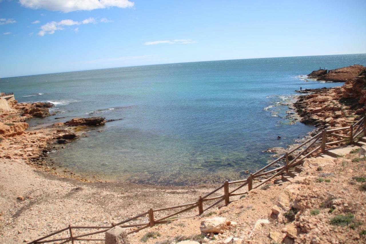 Bungalow Frente Al Mar Torrevieja Exteriér fotografie