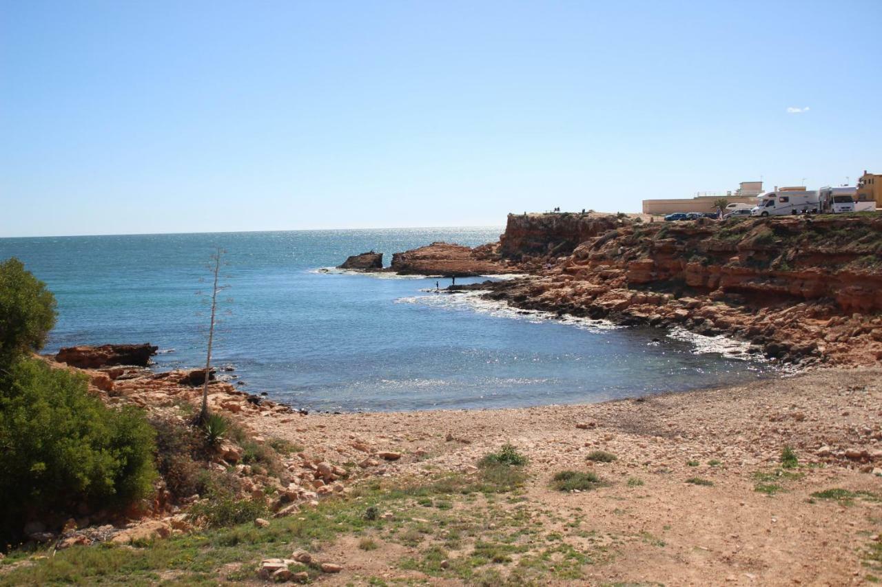 Bungalow Frente Al Mar Torrevieja Exteriér fotografie